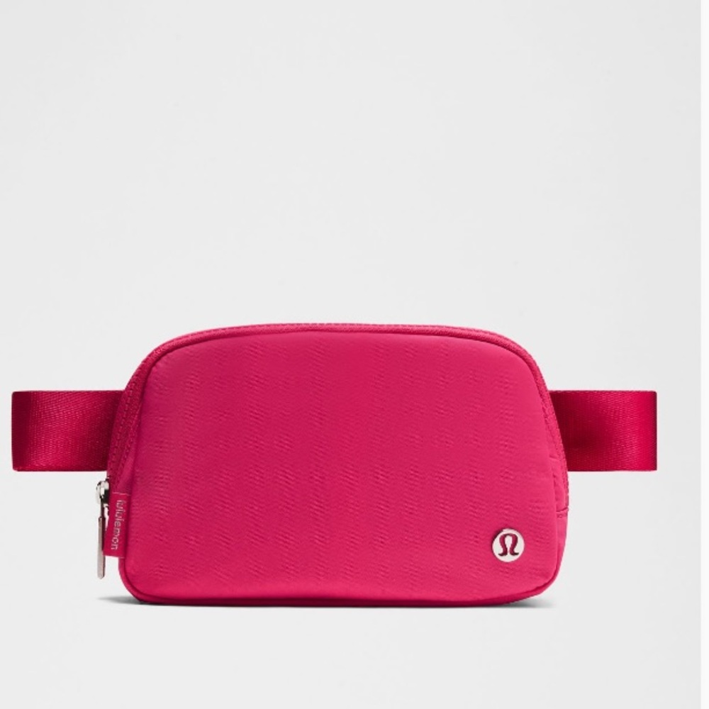 Lululemon RARE Belt Bag NEW WITh TAGS Gifting Pink Preppy Lulu Yoga Athletic
